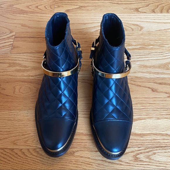 NWT Balmain Quilted Black Leather/Gold Chain Boots - Picture 4 of 13